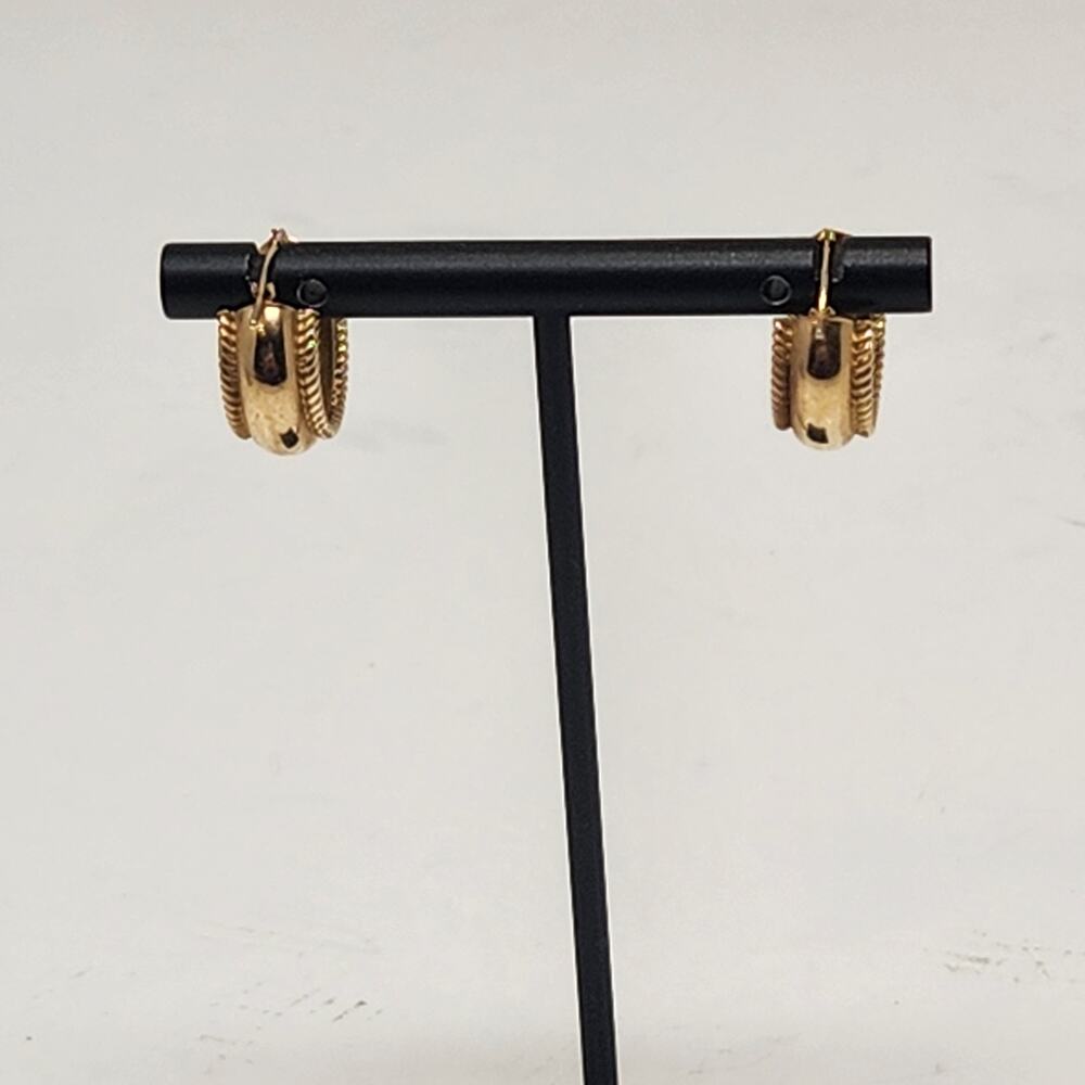 JCM 14k Yellow Gold Small Wide Hoop Earrings Rope Textured Edge Jacmel Mauritius - Picture 3 of 7